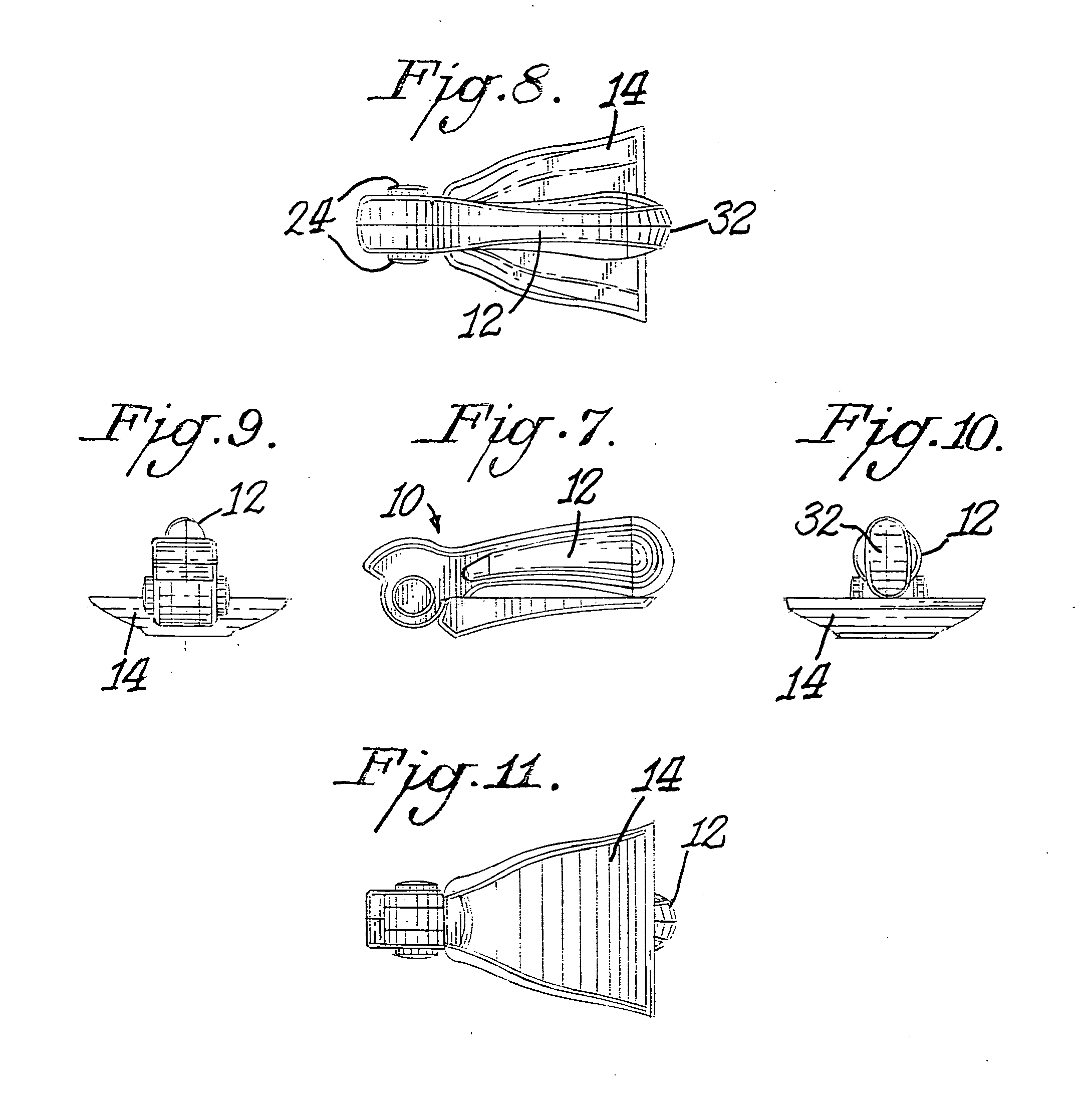 Foldable ice scraper