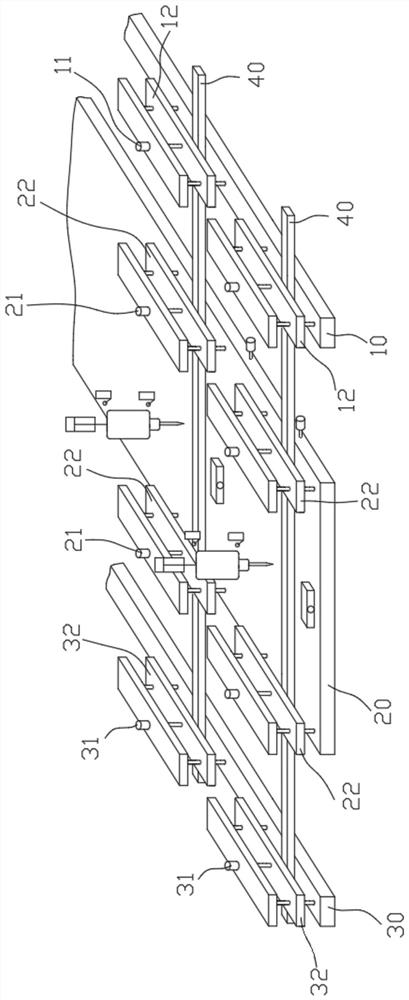 A rapid continuous automatic drilling machine and drilling method