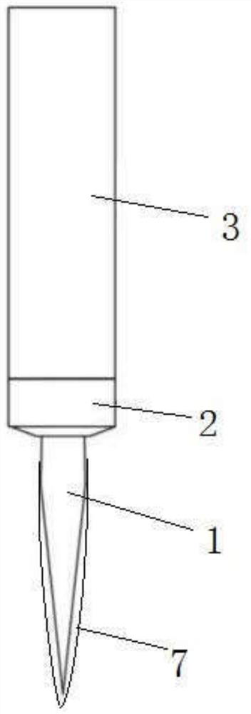 Solder tip resistant to oxidation and corrosion under high temperature and production method of solder tip