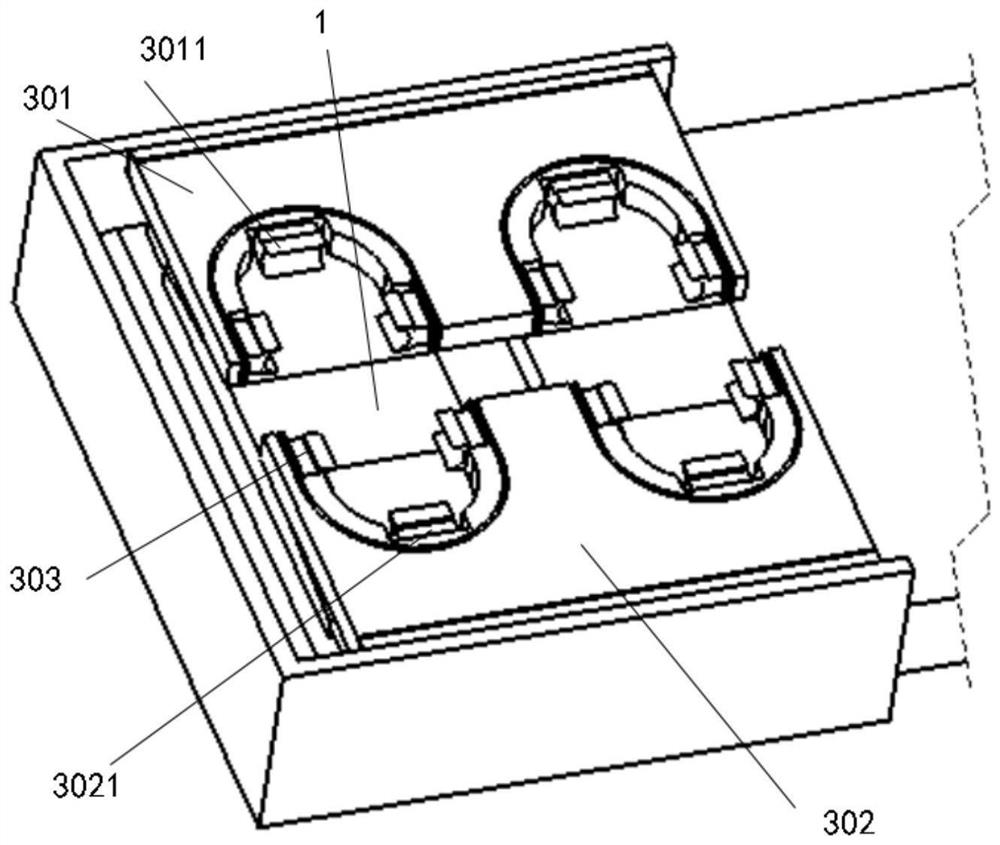 A shoe-wearing and taking-off mechanism and an automatic shoe-wearing and taking-off device