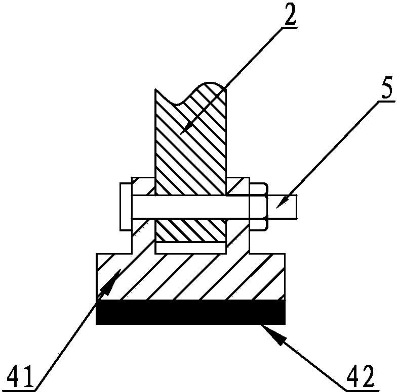 Ingot tilting fixture for turning over polycrystalline silicon ingot