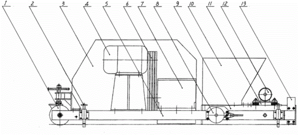 Extrusion moulding machine for two-row equal-number staggered hole slat