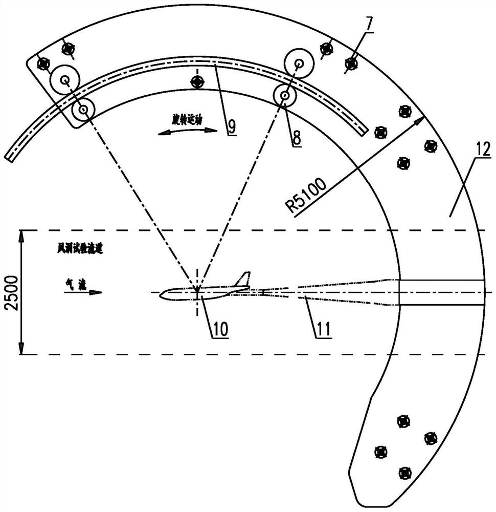 Wide-temperature-range gap compensation roller assembly with guiding, damping and supporting effects