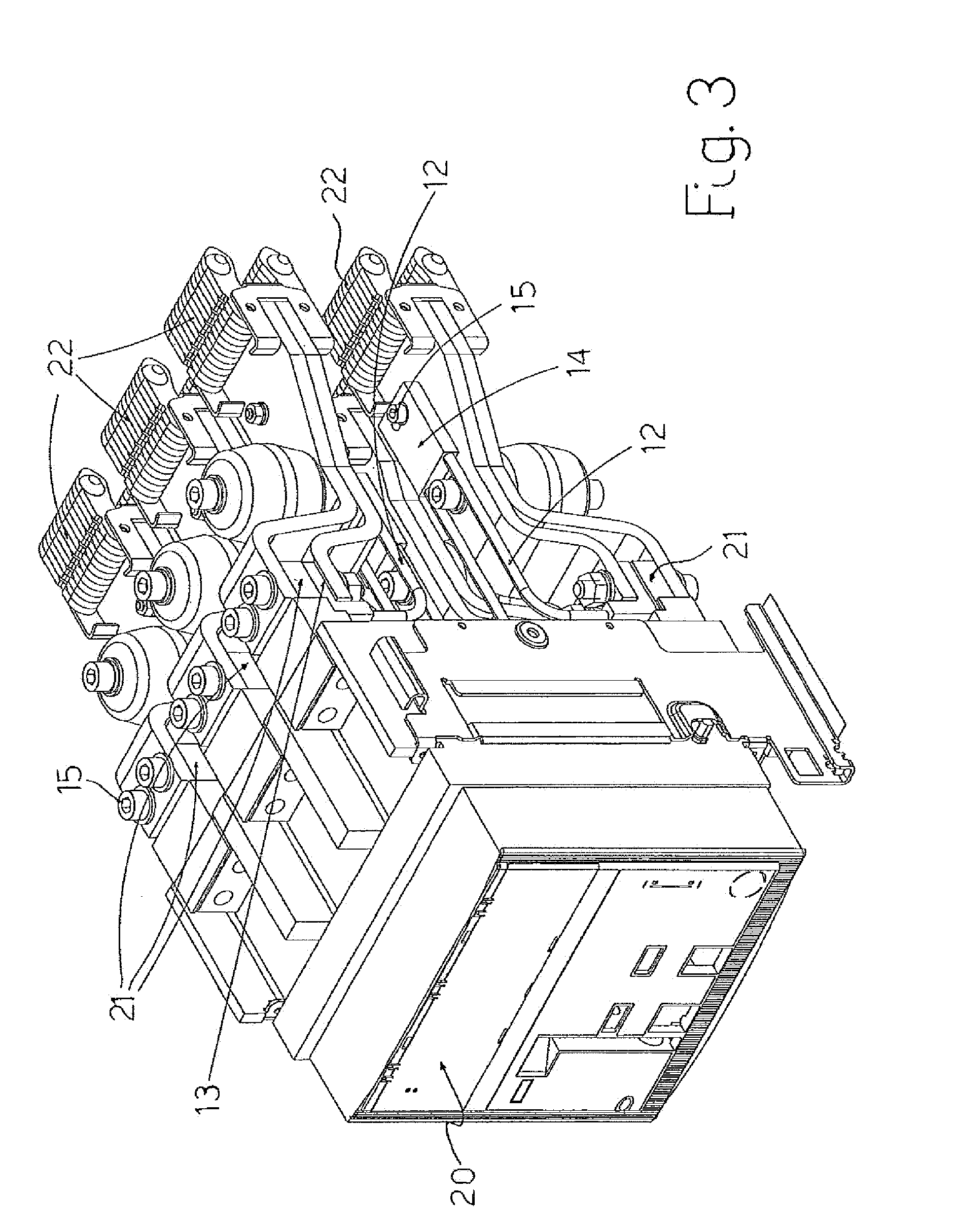 Device for connecting an electric line to a circuit breaker