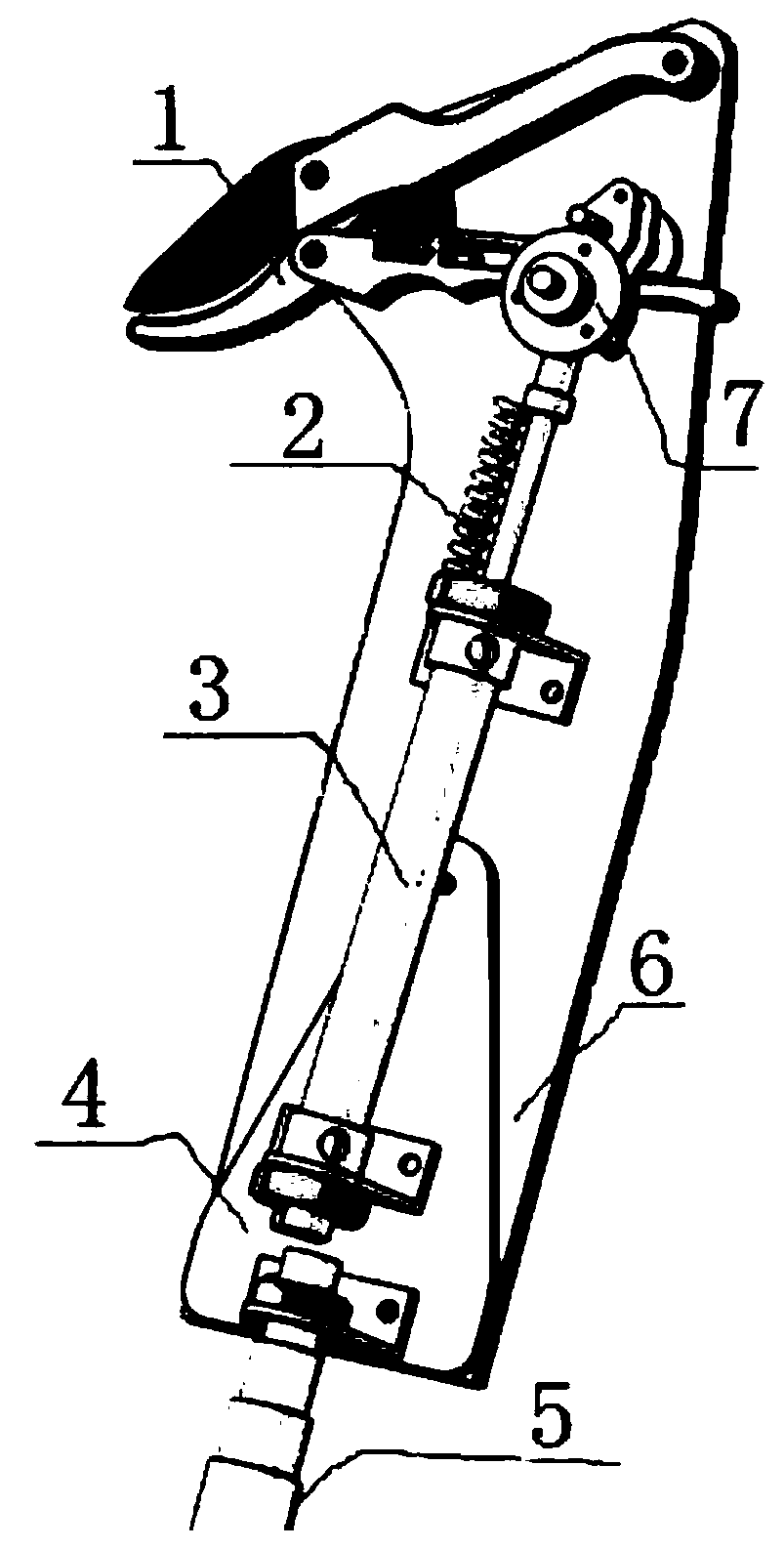 High-altitude pneumatic pruning shears based on Bluetooth technology