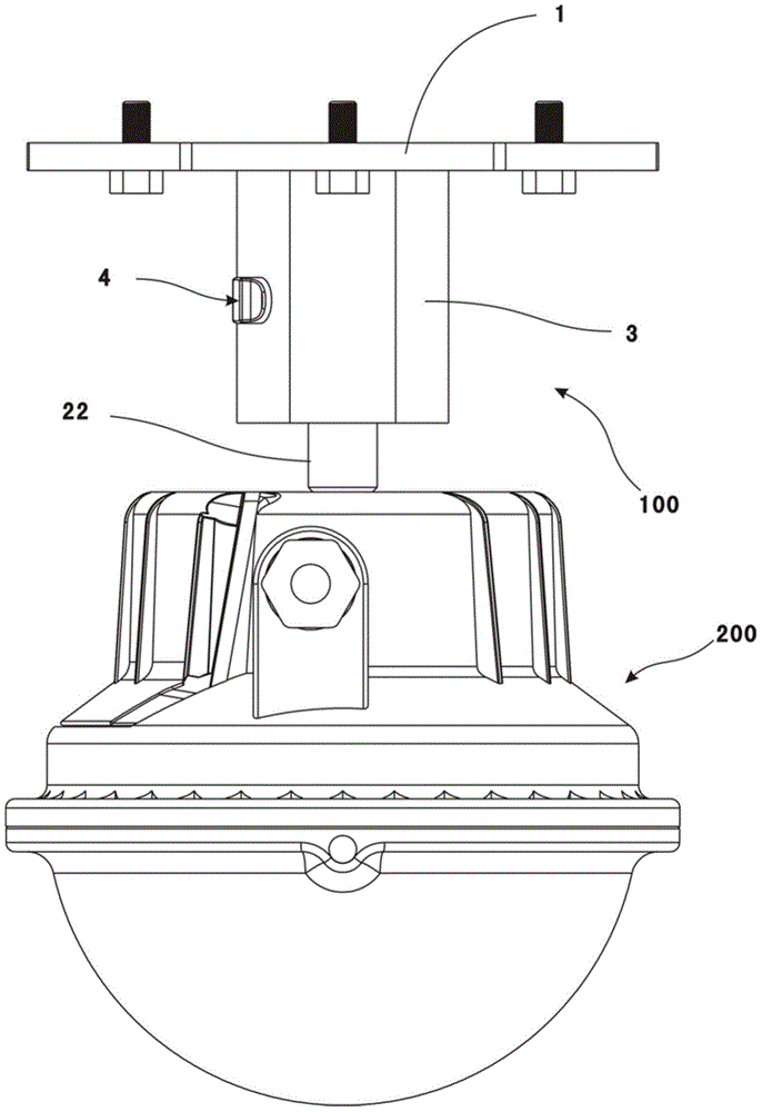 Lamp mounting bracket and lamp using same