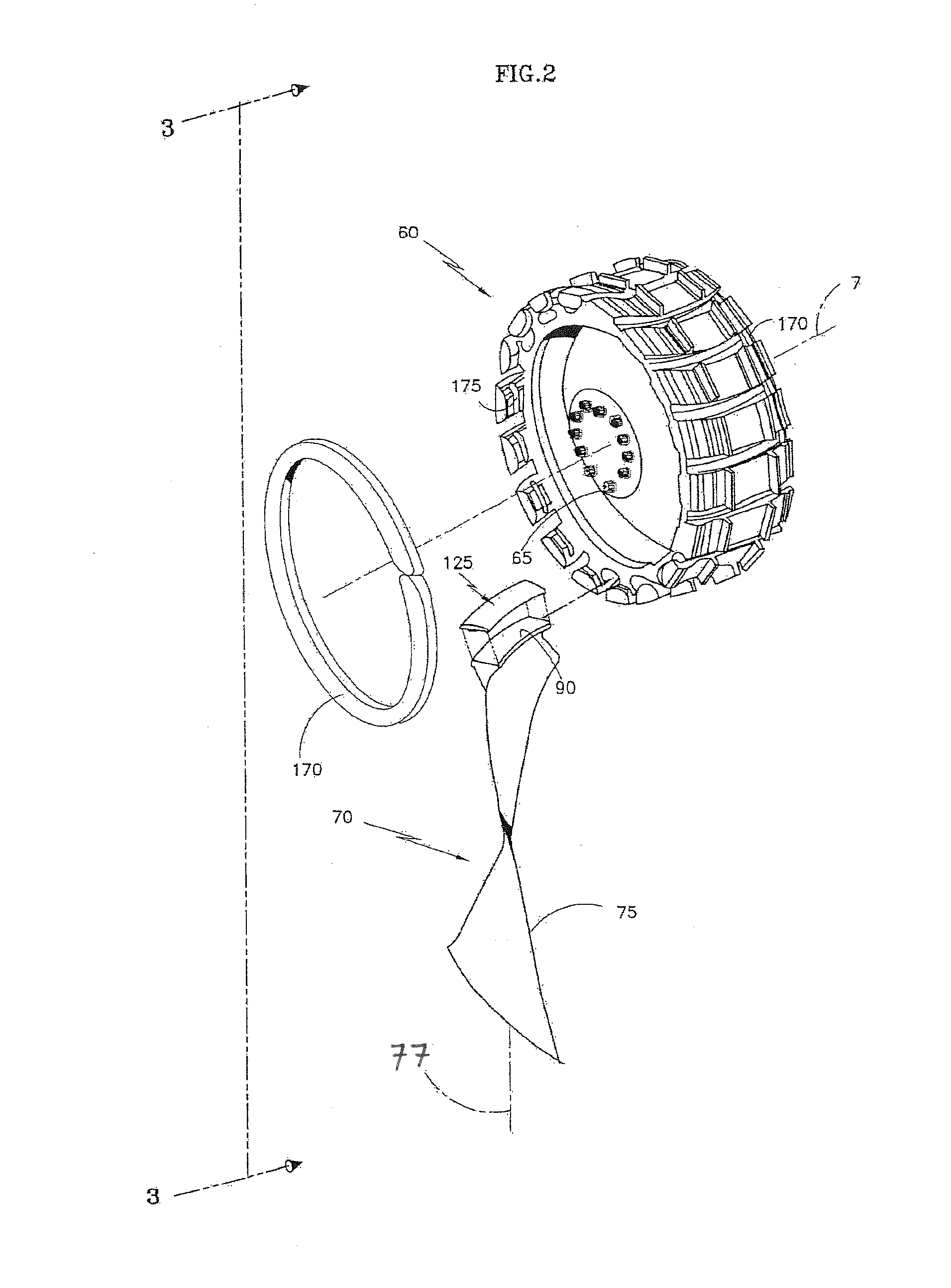 Gas turbine engine blade mounting arrangement