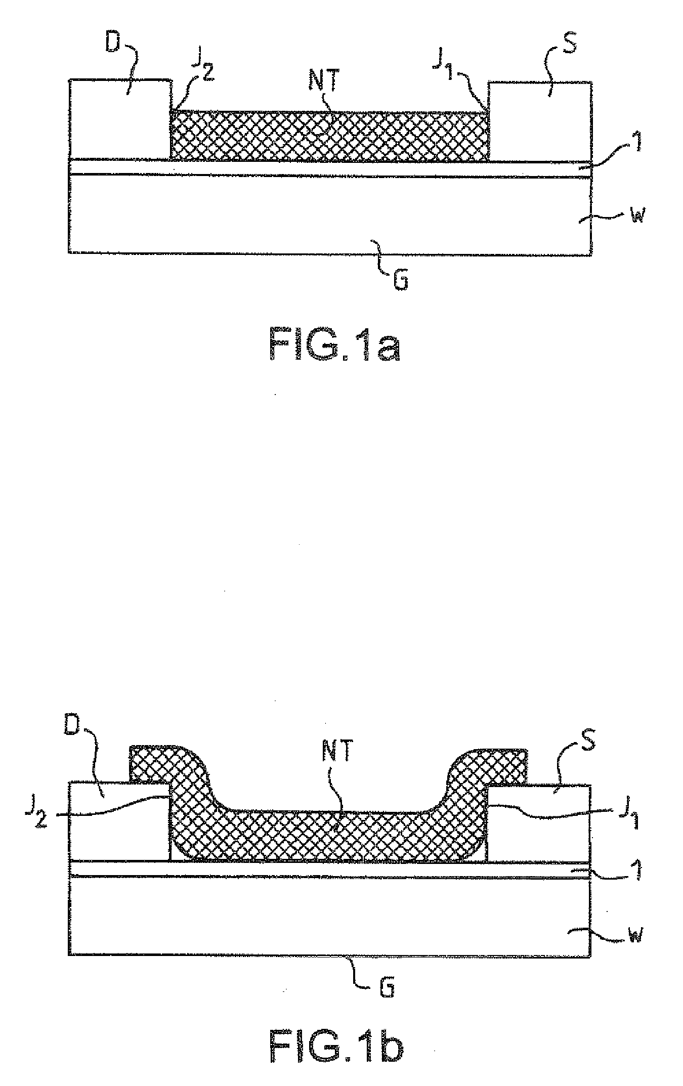 Array of Fet Transistors Having a Nanotube or Nanowire Semiconductor Element and Corresponding Electronic Device, For the Detection of Analytes