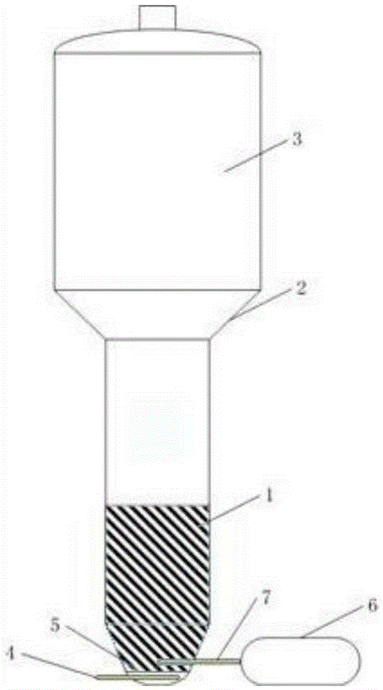 Low temperature boiling chlorination furnace and temperature-controllable low-temperature boiling chlorination process