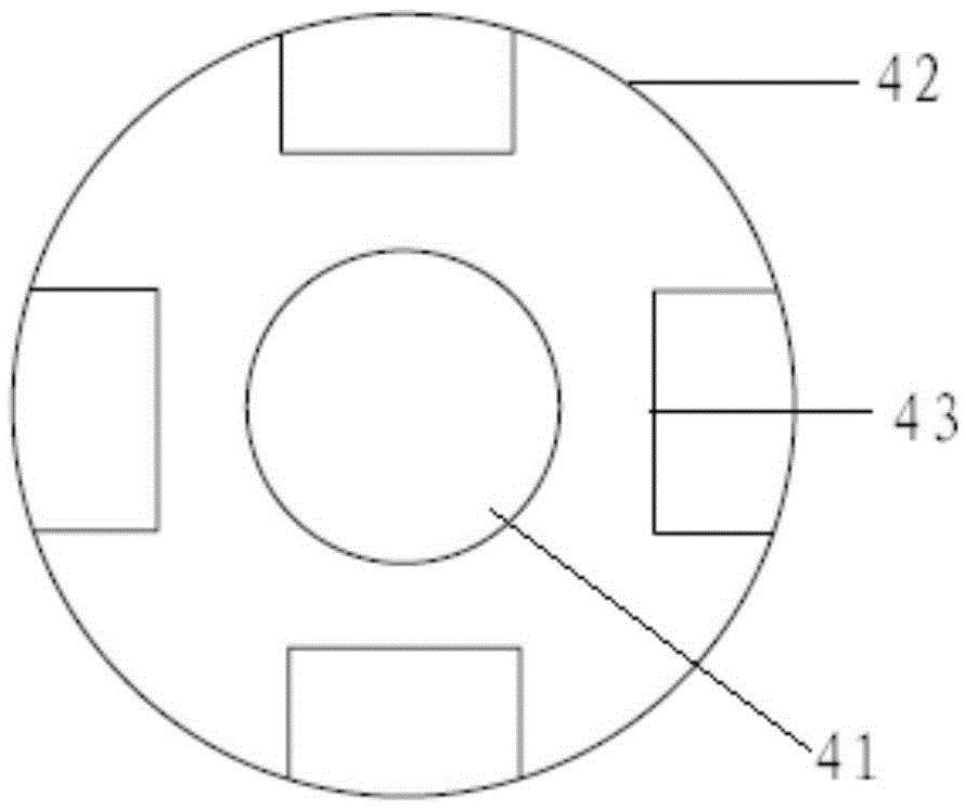 Tubular centrifuge and method thereof for keeping balance of rotating drum