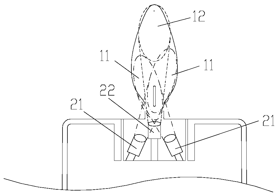 Dynamic flame forming method, flame simulation structure and electronic candle