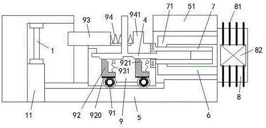 Loading device and using method thereof