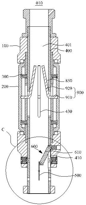 Fluid separation device, shaft structure and method of producing oil or natural gas