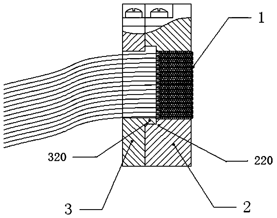 Two-dimensional optical fiber array
