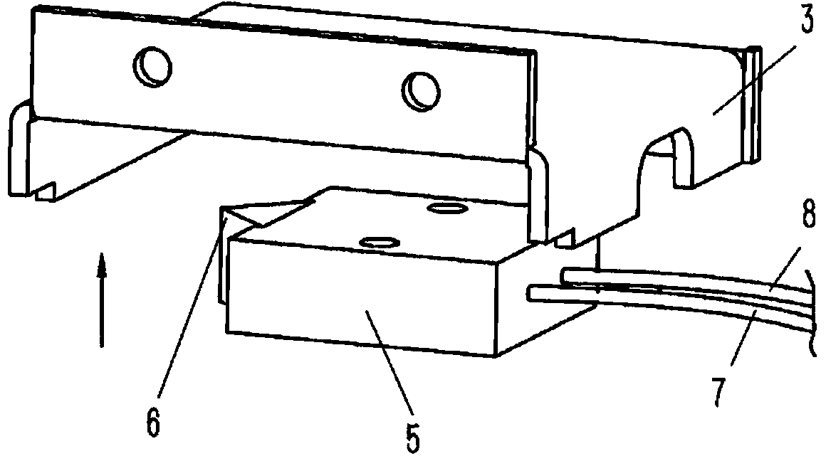 Direct-current transmission converter valve tower and water leakage detection system thereof