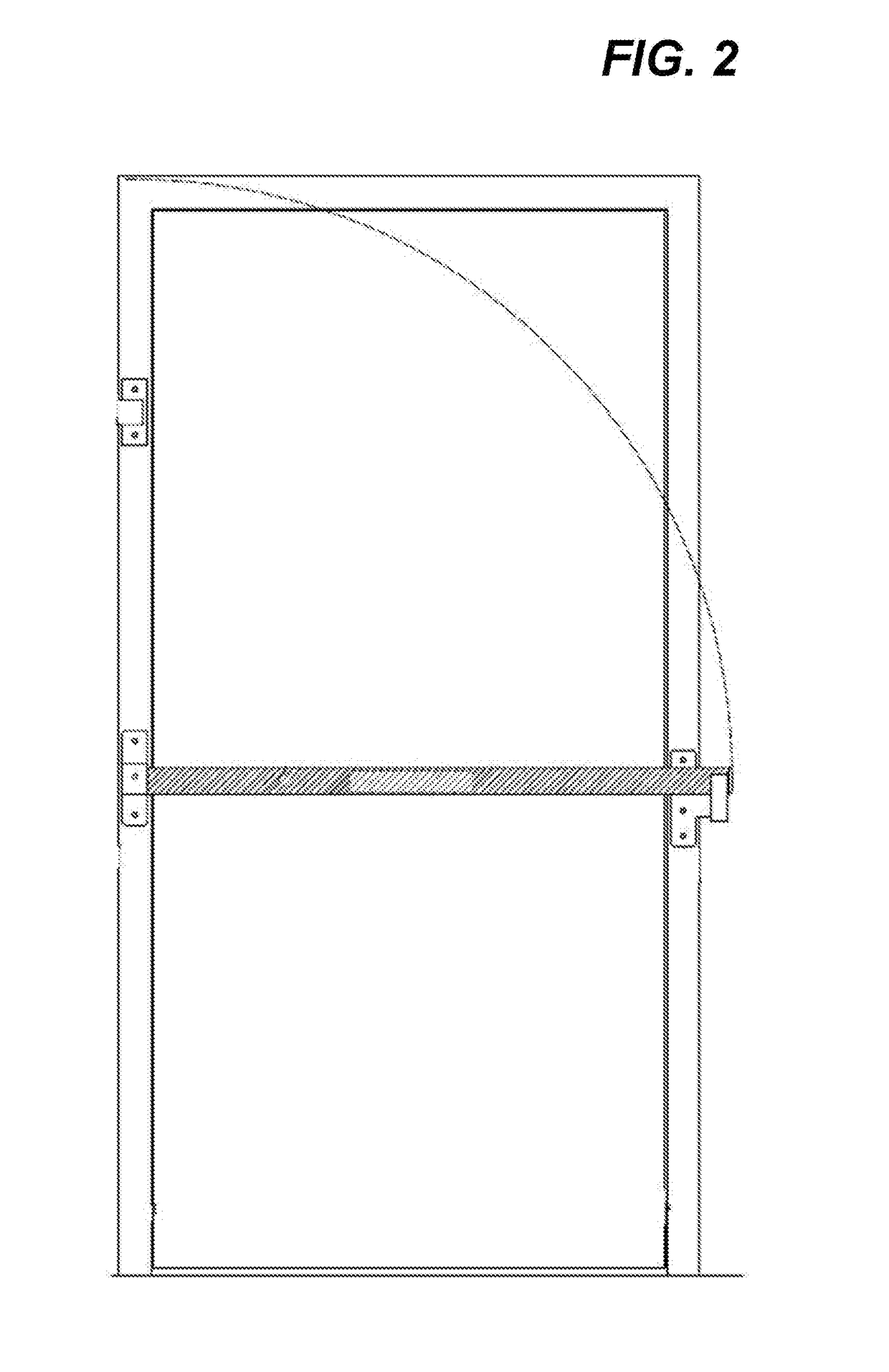 Confinement locking bar