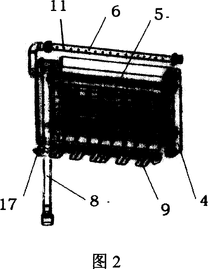 Domestic flowing small ice maker