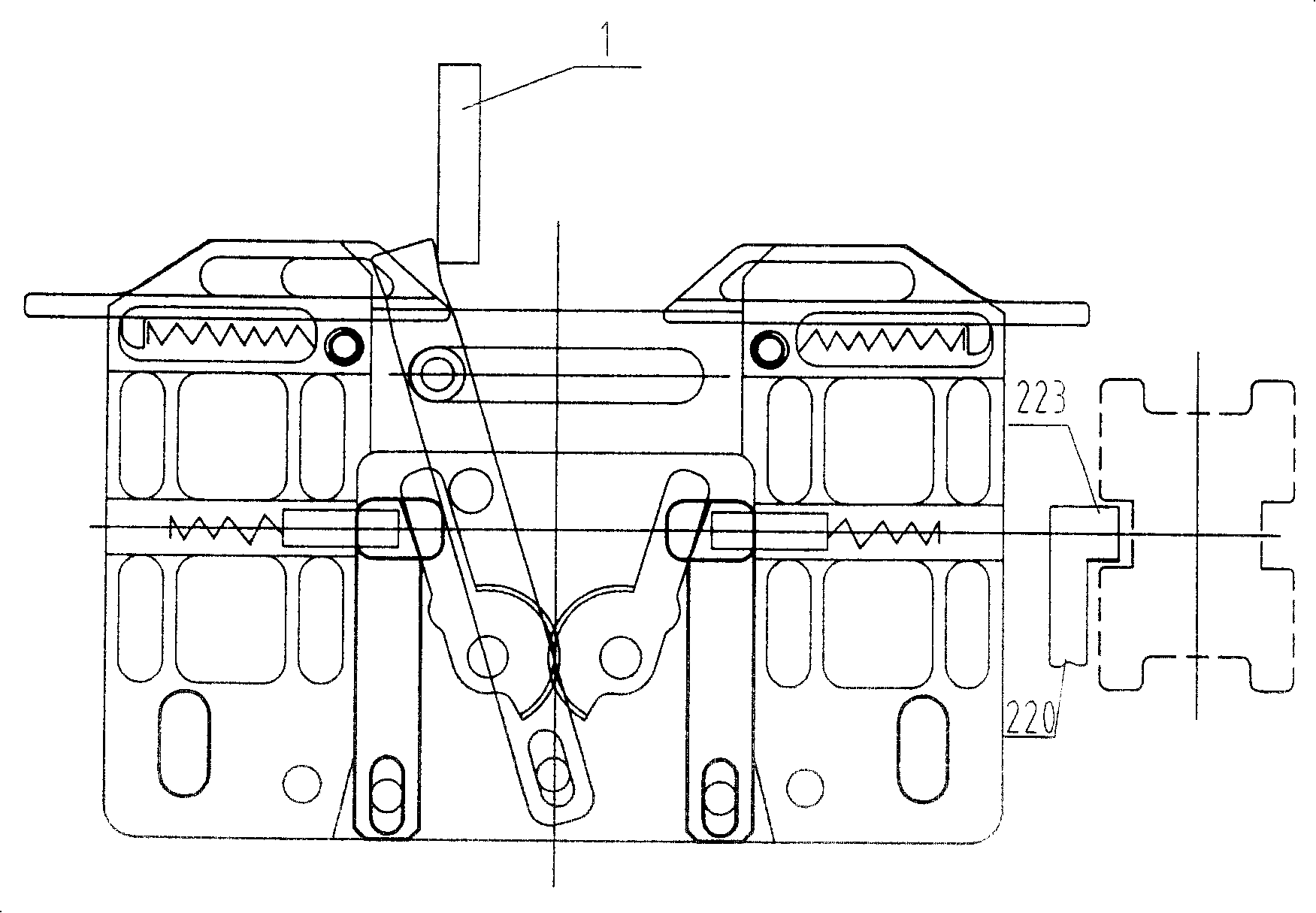 Intersia pattern shuttle box for flat-bed knitting machine