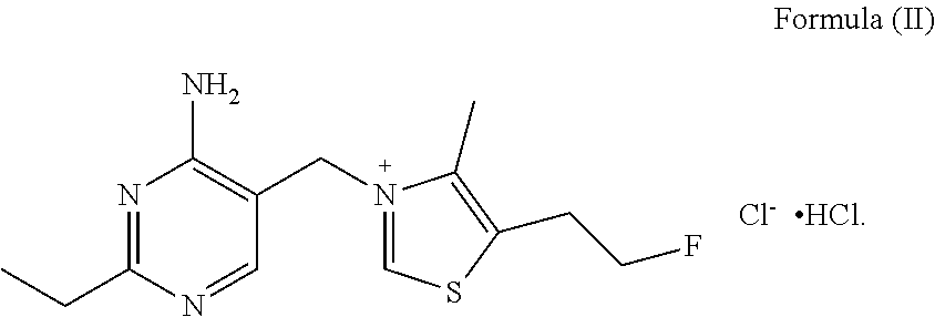 Fluoroethyl thiamine or salts thereof and application thereof in preparation of anticoccidial drugs