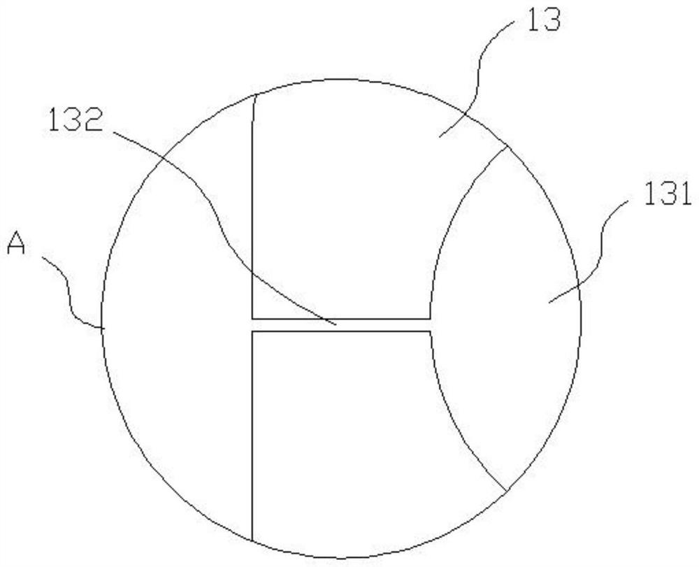 Water balloon recoil trolley and assembling and using method