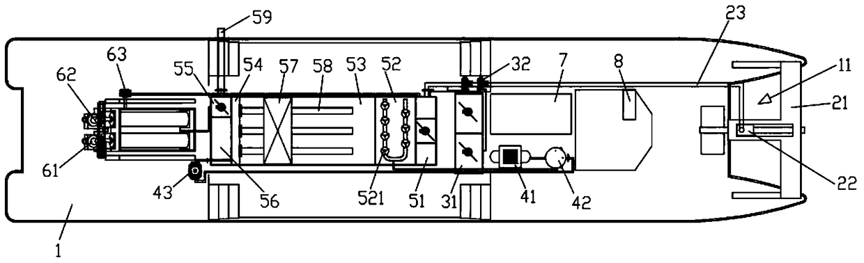 Ship-borne type algae-water separating device