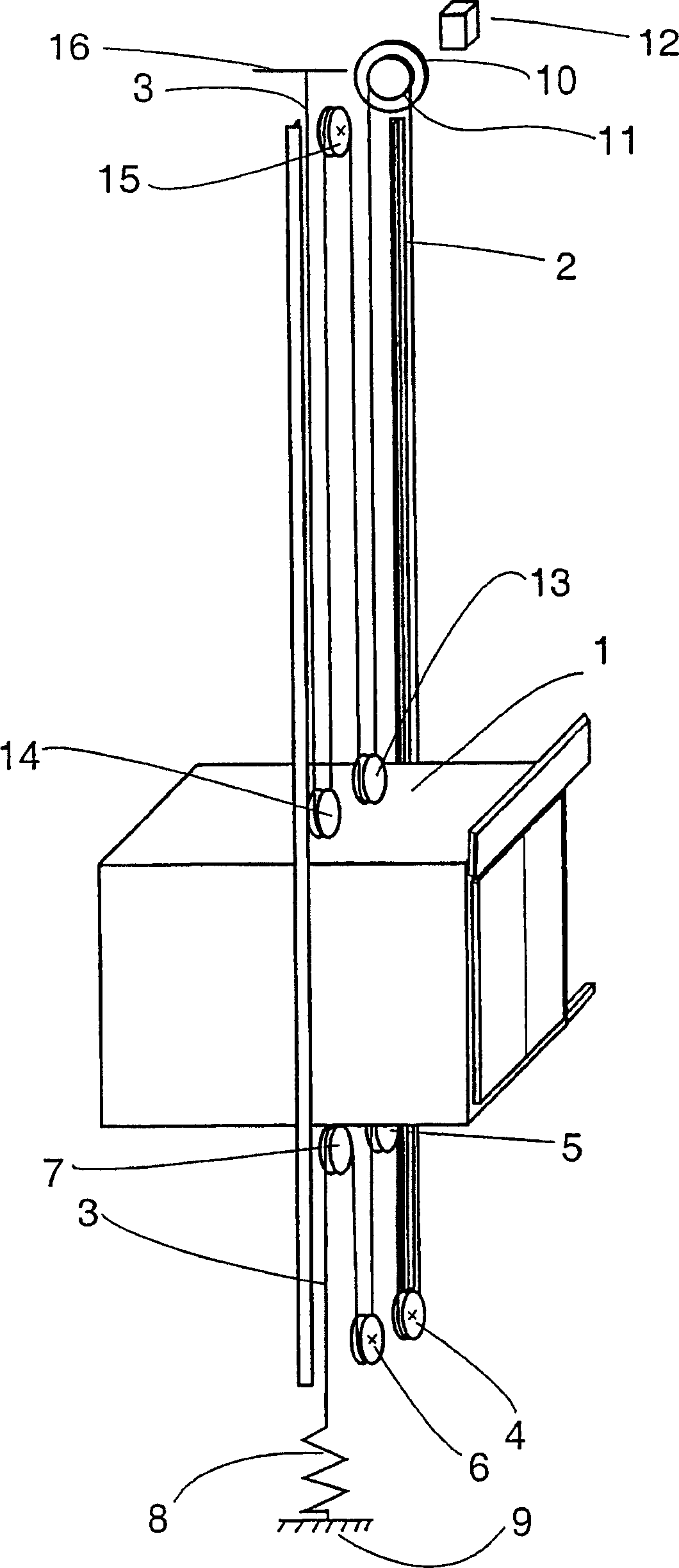 Traction cord wheel type elevator without counter weight