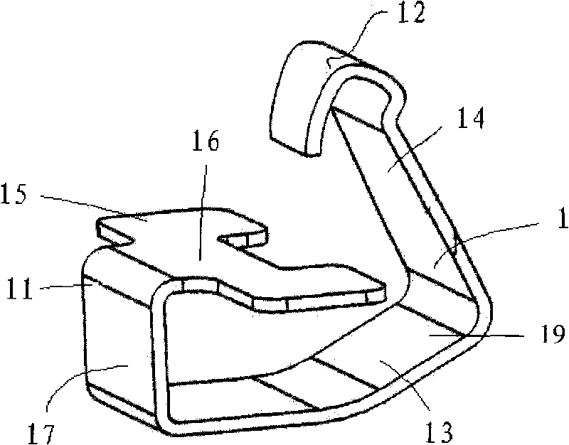 Metal spring leaf in electronic product and connecting structure adopting same