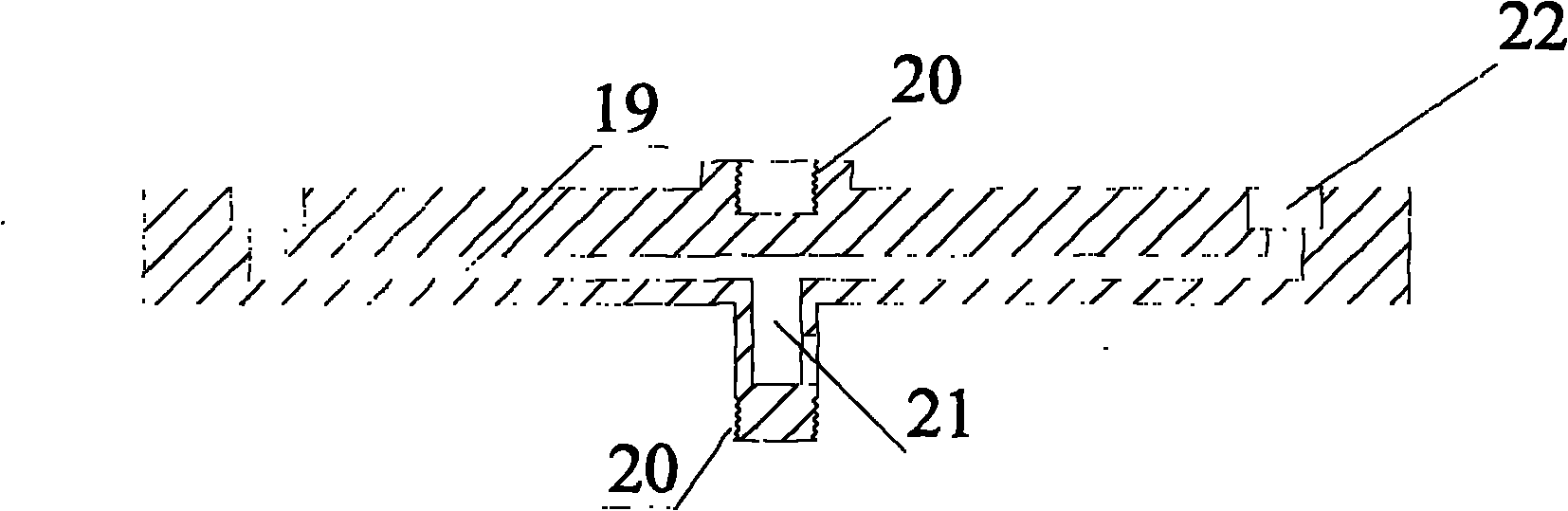 Rotary tubular dynamic membrane bioreactor adopting nonwovens and sewage treatment method thereof