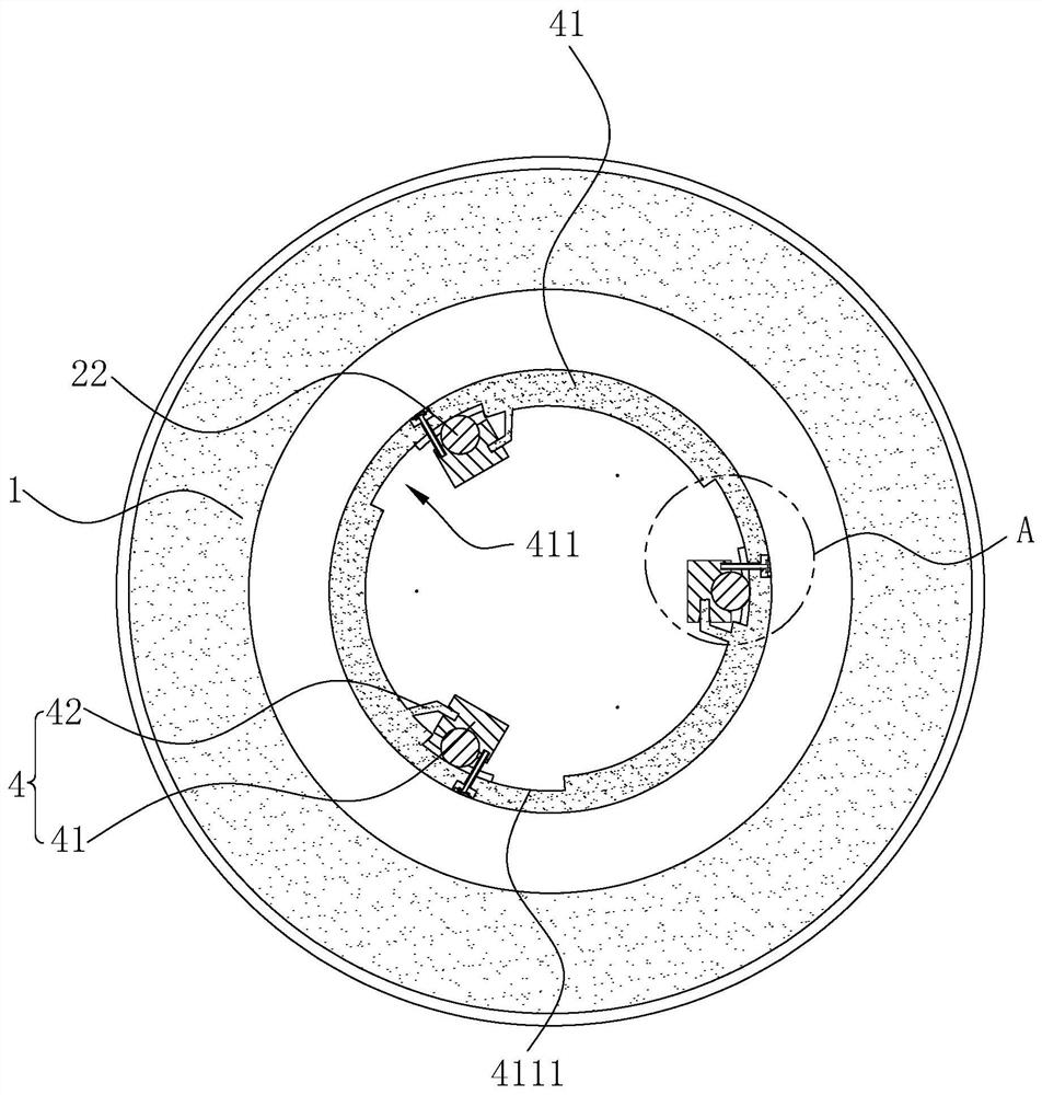 Disassembling and assembling structure and method of brush disc