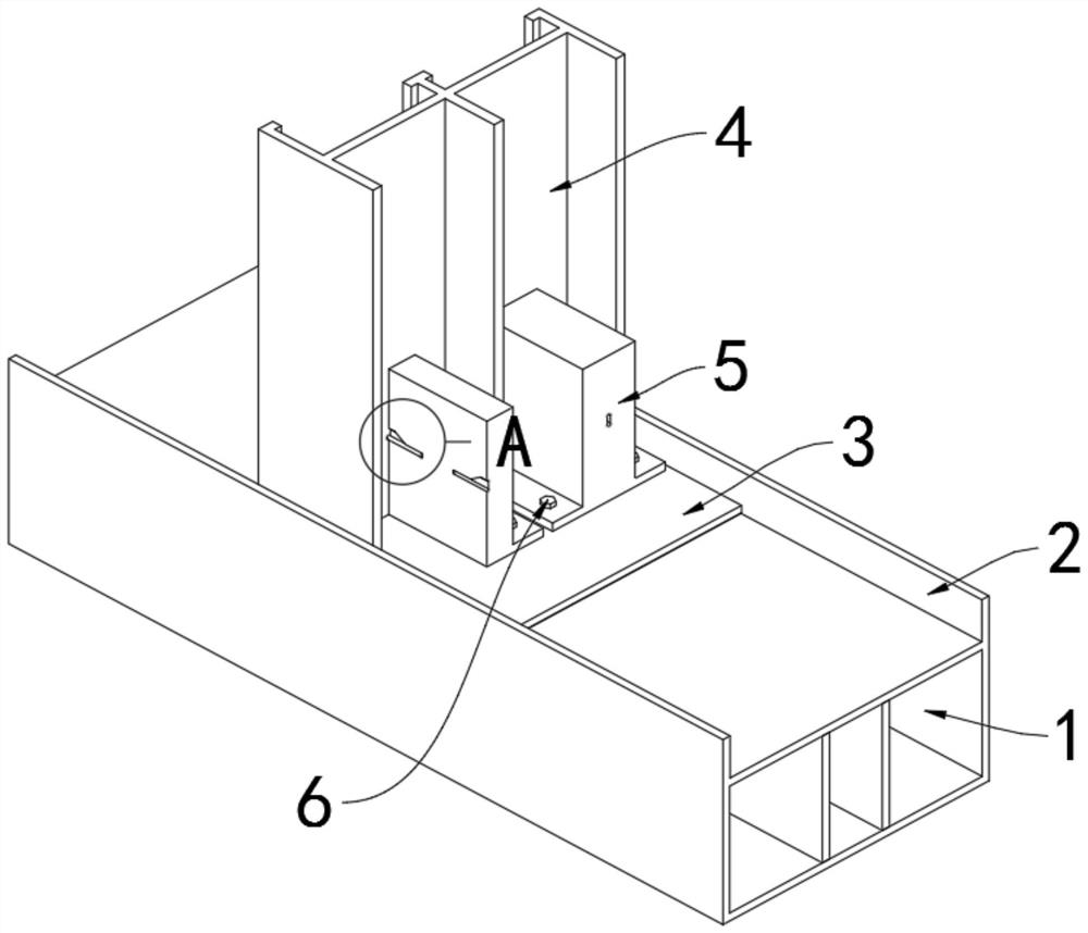 External connecting piece suitable for connecting mullions of aluminum alloy doors and windows