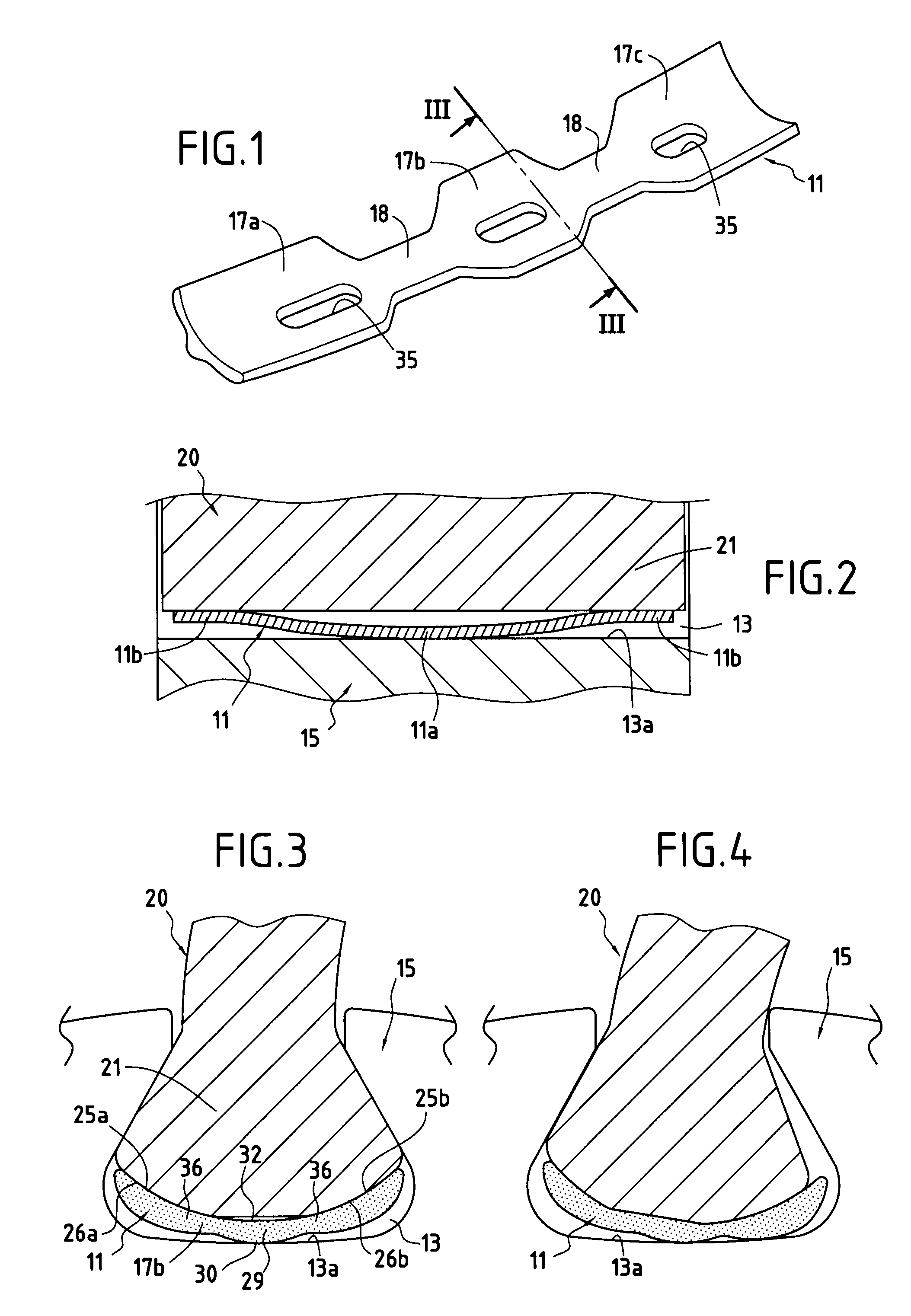 Spacer interposed between a blade root and the bottom of a slot in the disk in which the blade is mounted