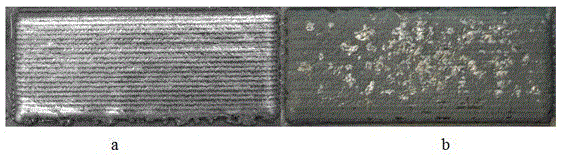 Method for preparing laser cladding layer through double-layer organic coating iron-based alloy powder