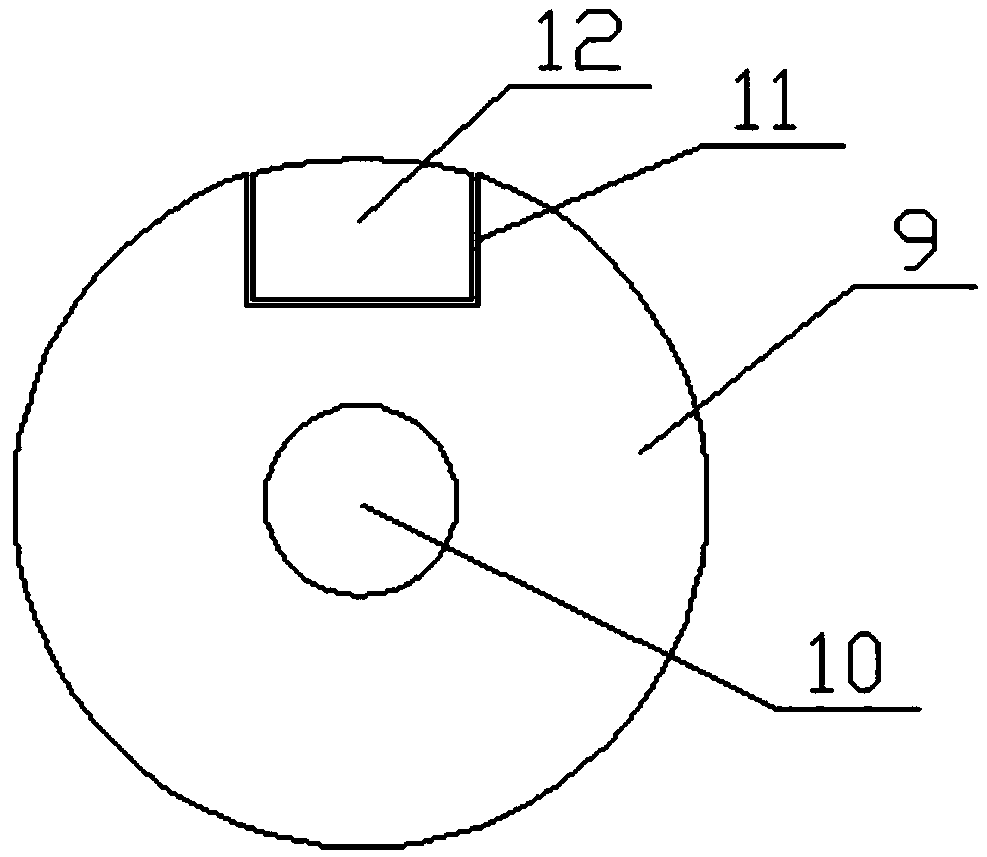 Cloth rolling device for textile production