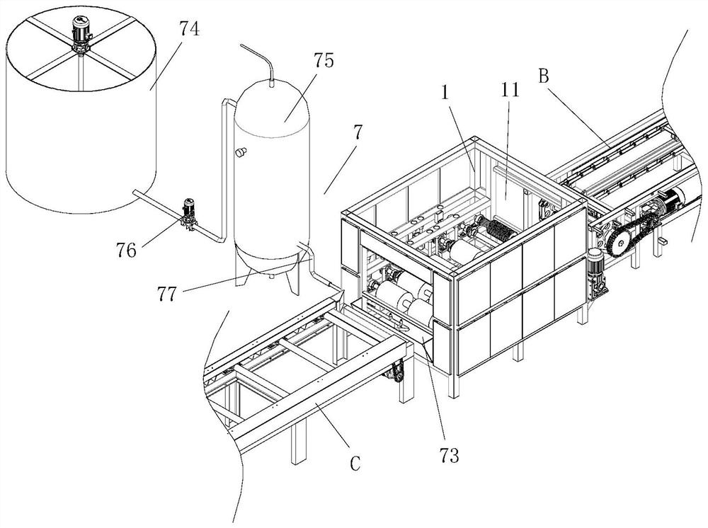 Pipe pile mold cover cleaning device