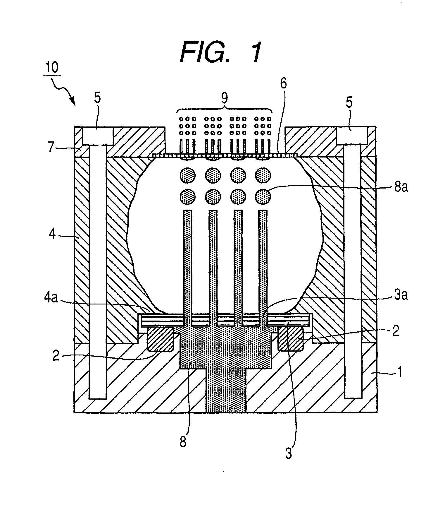 Discharge head and droplet discharging device