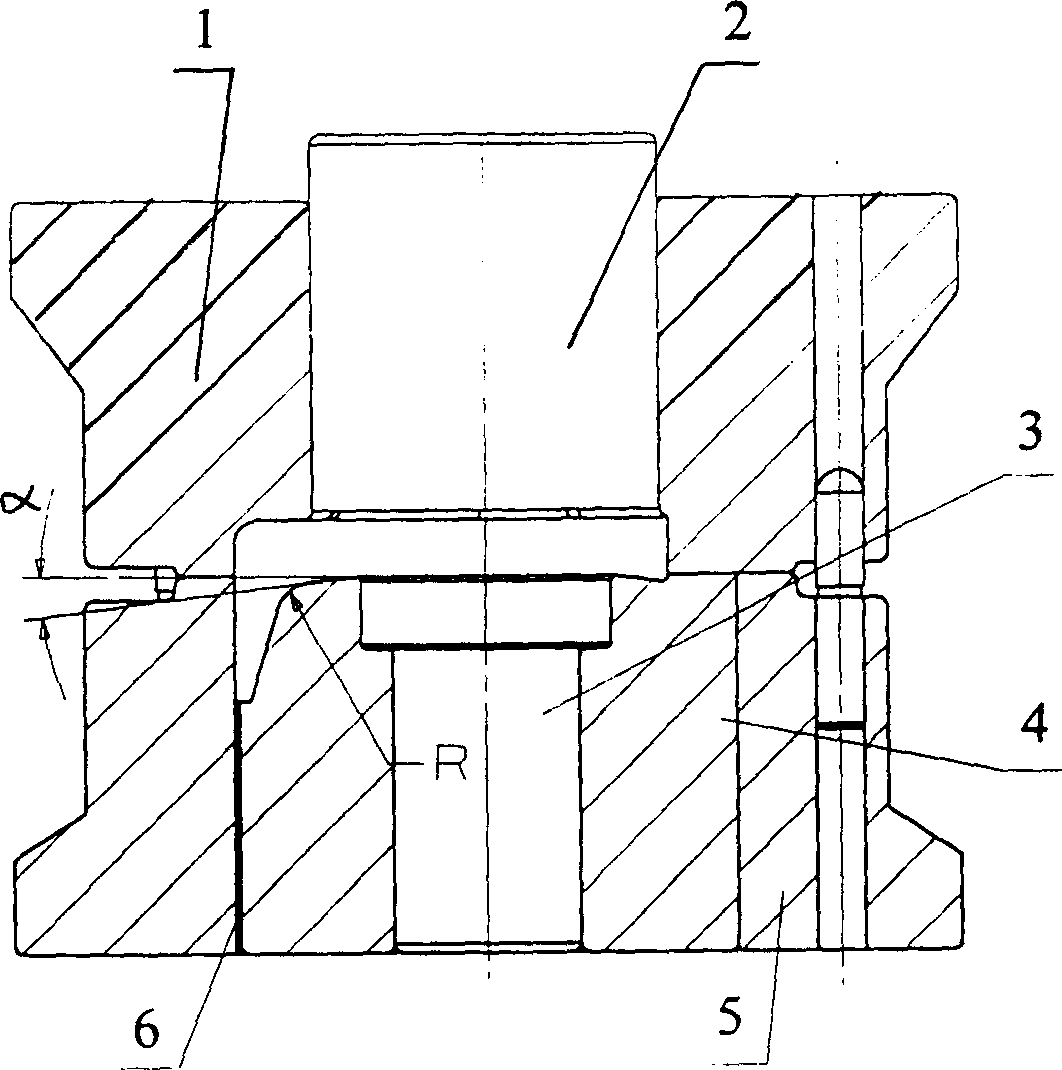 Fine forging technology for automobile claw pole forging