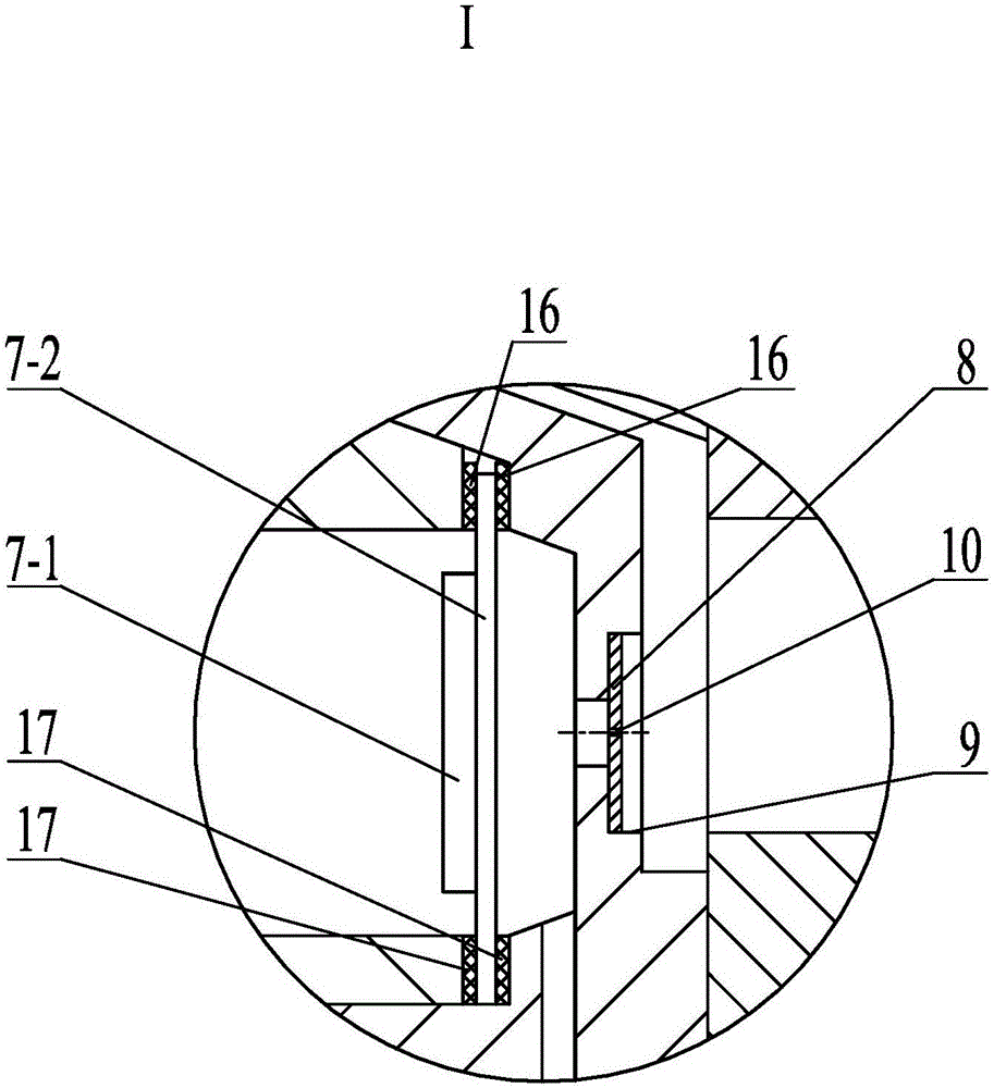 Embedded piezoelectric drive micro oil spraying lubrication device