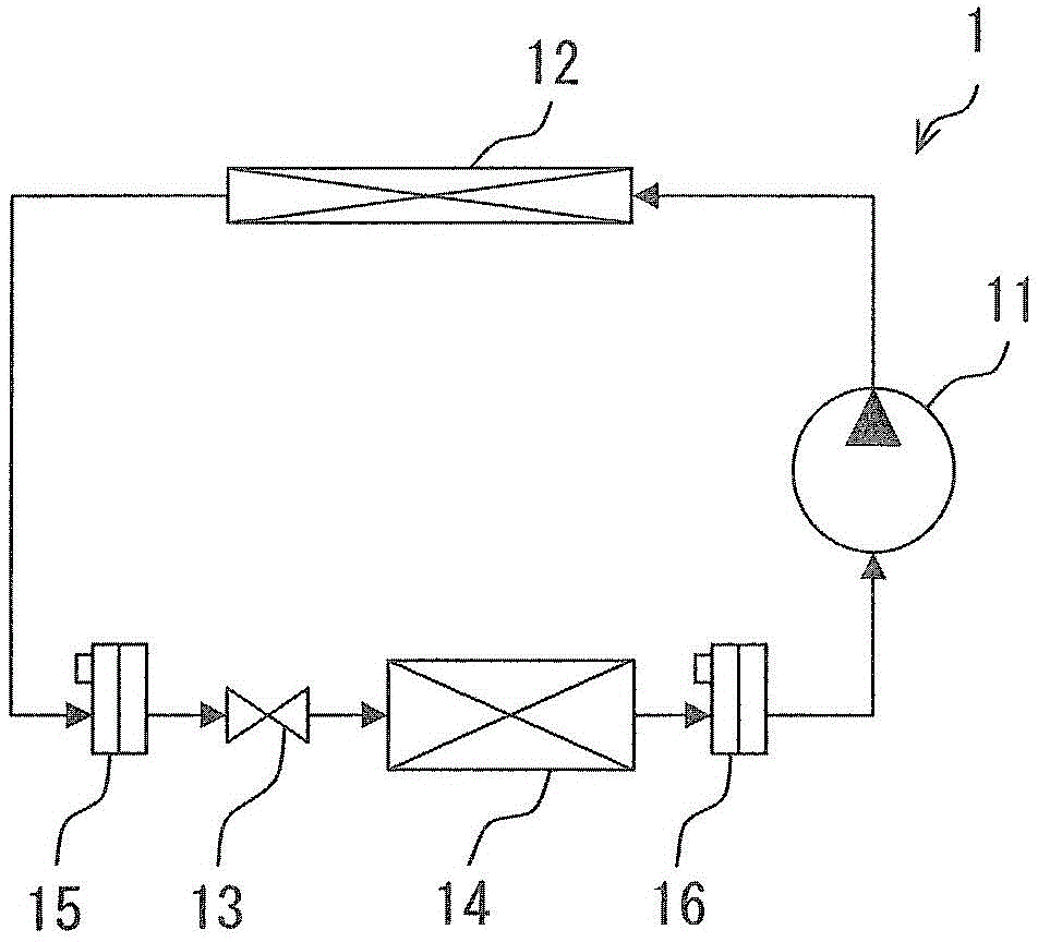 Fluid passage connecting device and refrigerating cycle apparatus having the same