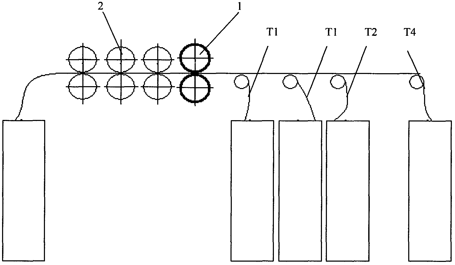 Method and device for drawing segmented colored cotton or segmented wool with equal linear density