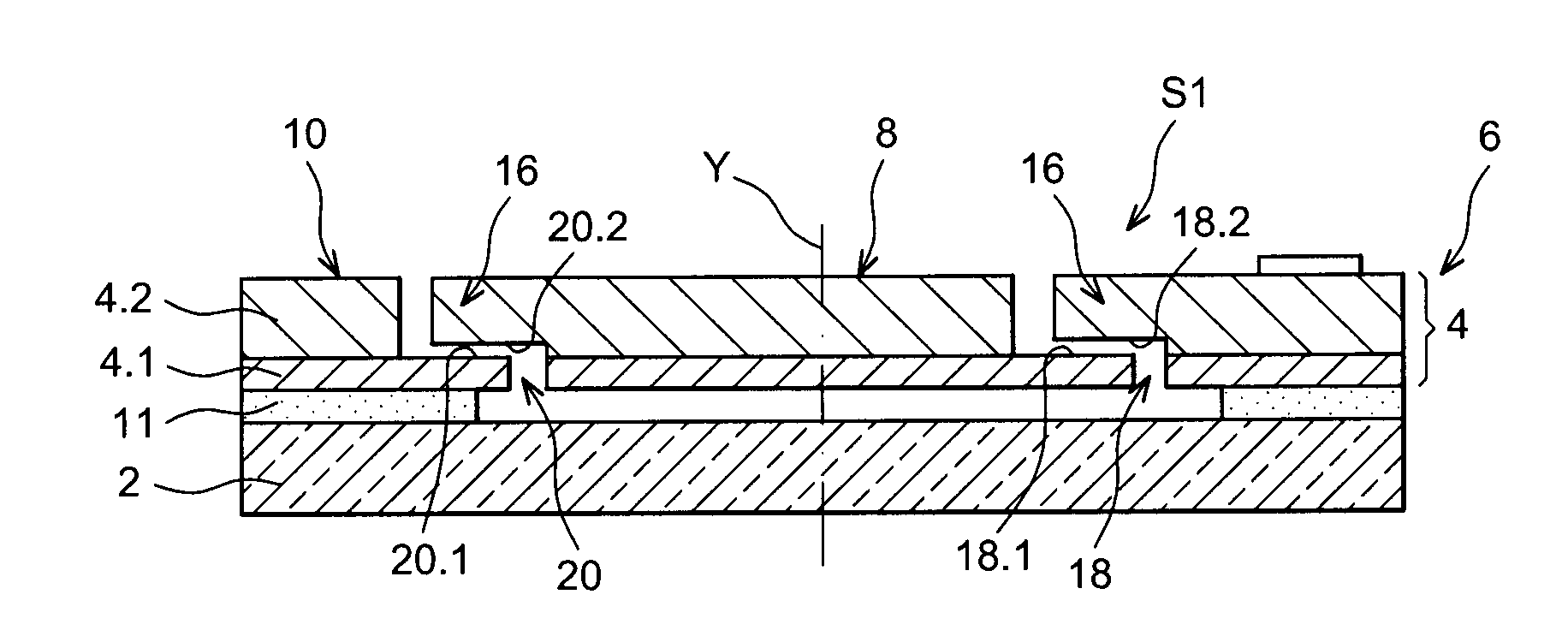 Micromechanical structure comprising a mobile part having stops for out-of-plane displacements of the structure and its production process