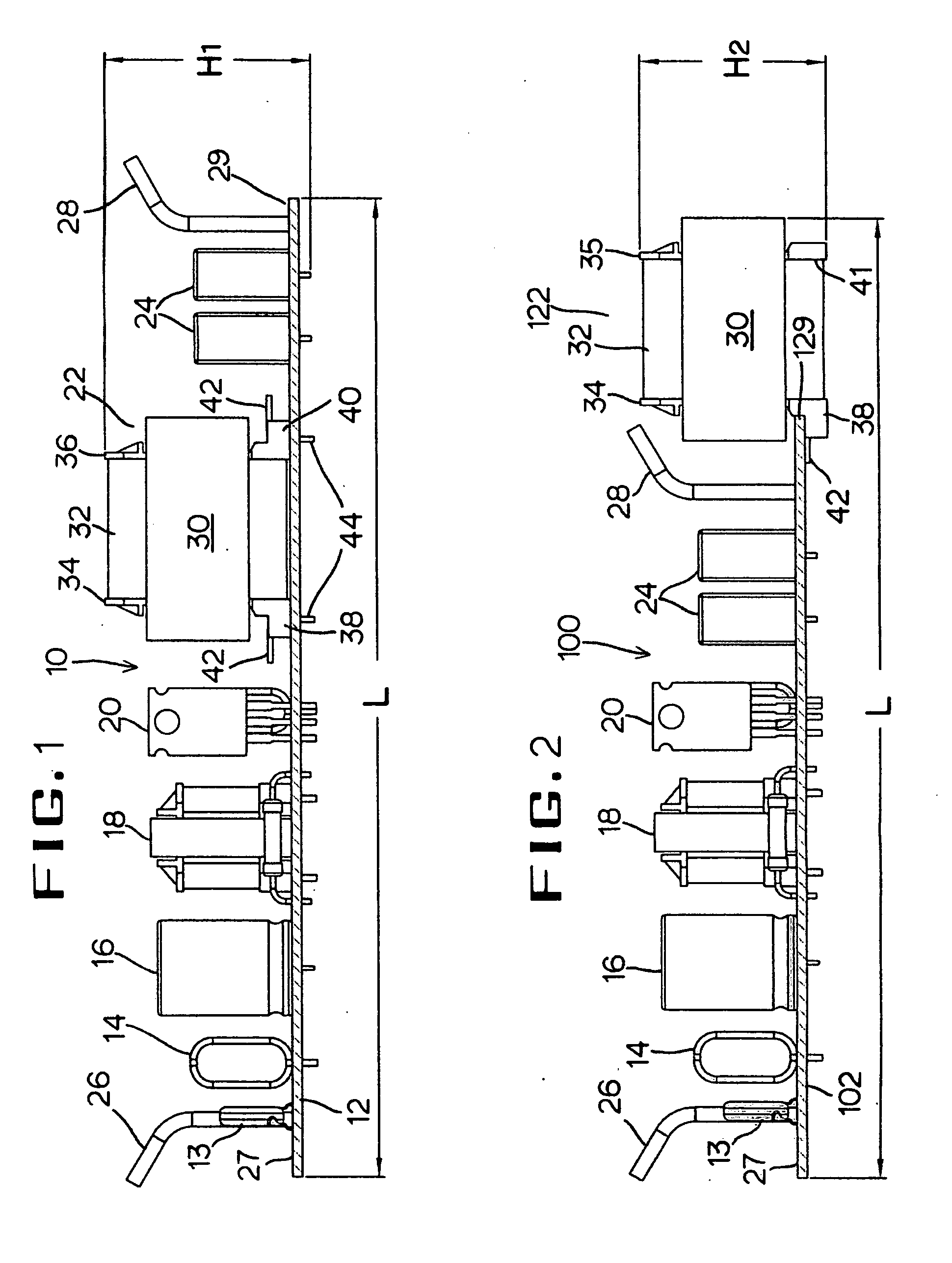 Electronic ballast with PCB edge mounted output transformer/inductor