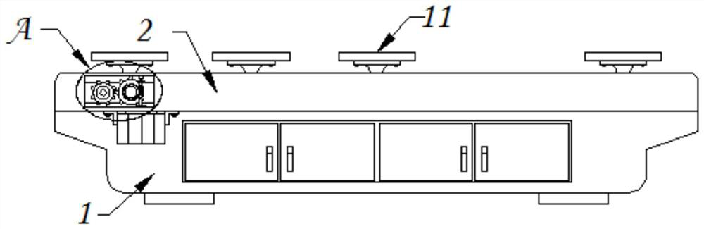 Automatic fixed-distance conveying sealing performance detection device for soft package lithium battery cell