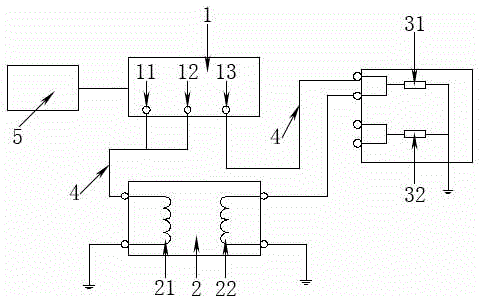 Detection method and device for resonant frequency of locomotive transformer