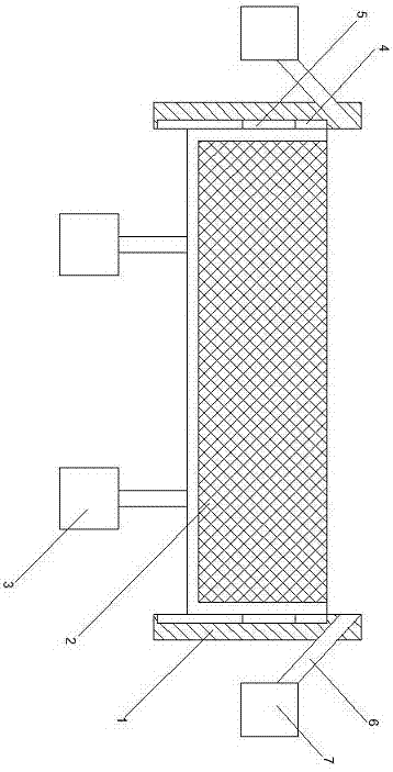 Plate type aerating spreading device capable of automatic cleaning