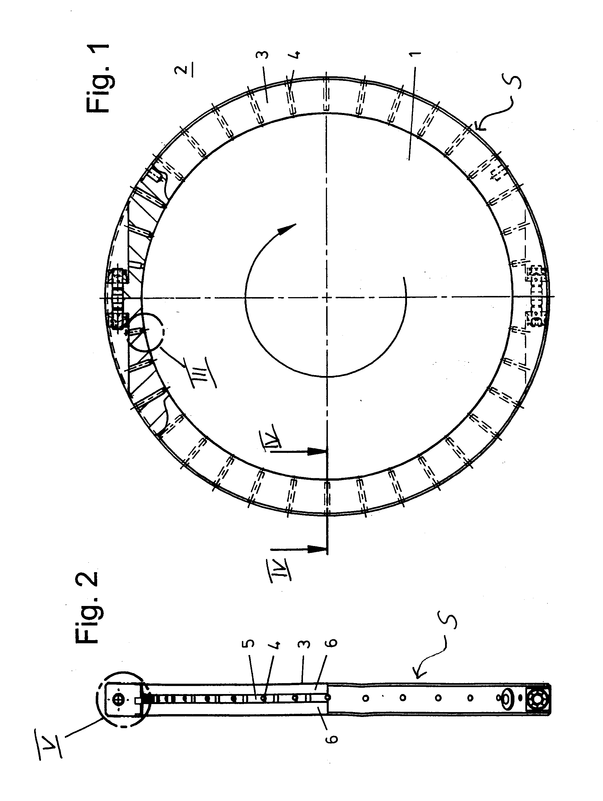 Device for Sealing a Rotating Shaft Penetrating a Housing Wall