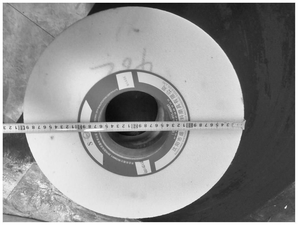 Efficient metallographic examination sample grinding method