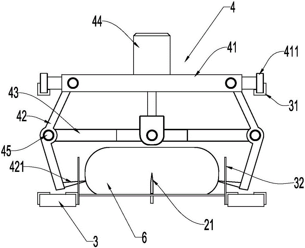 Automatic unpacking and discharging device