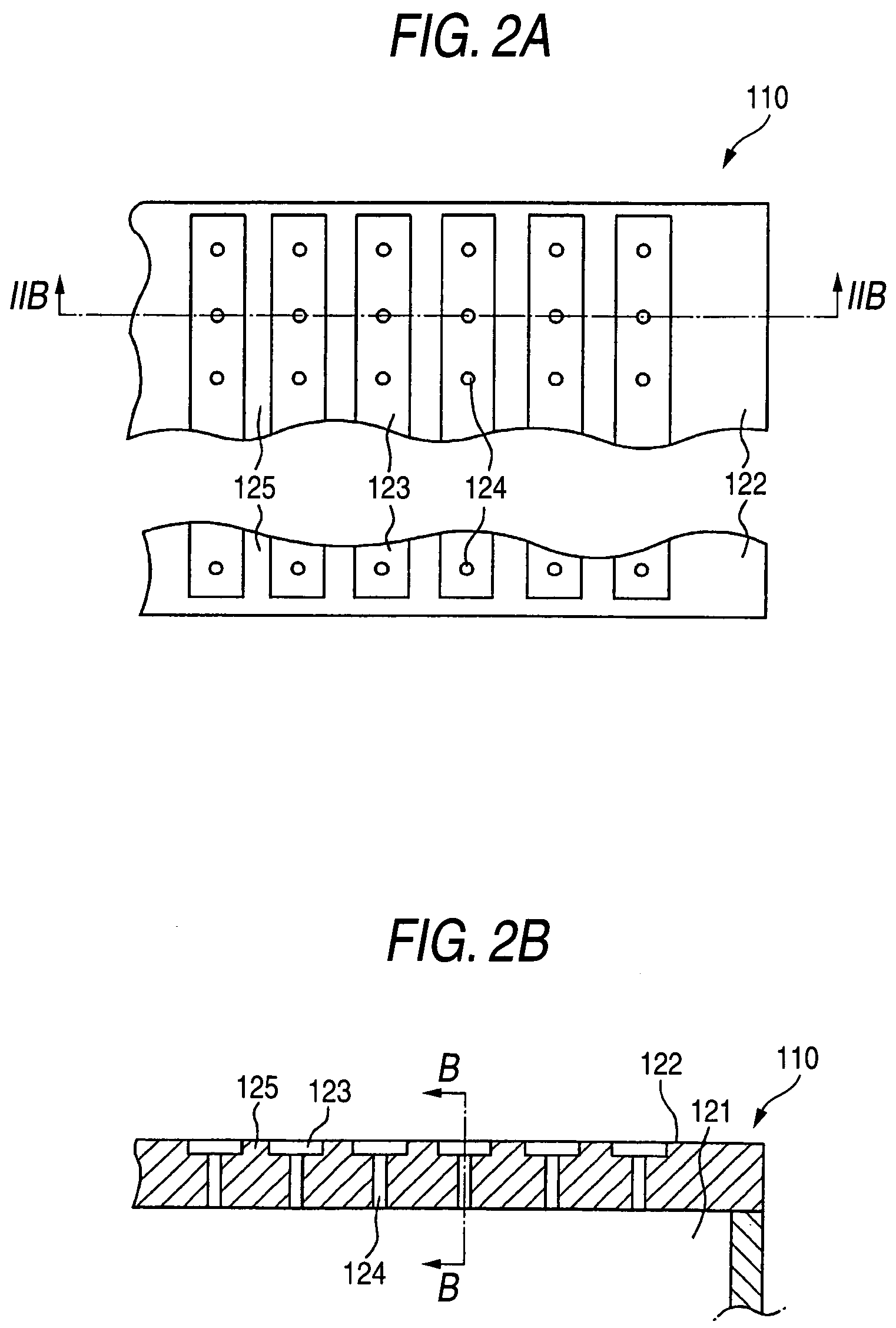 Medium transporting device and recording apparatus