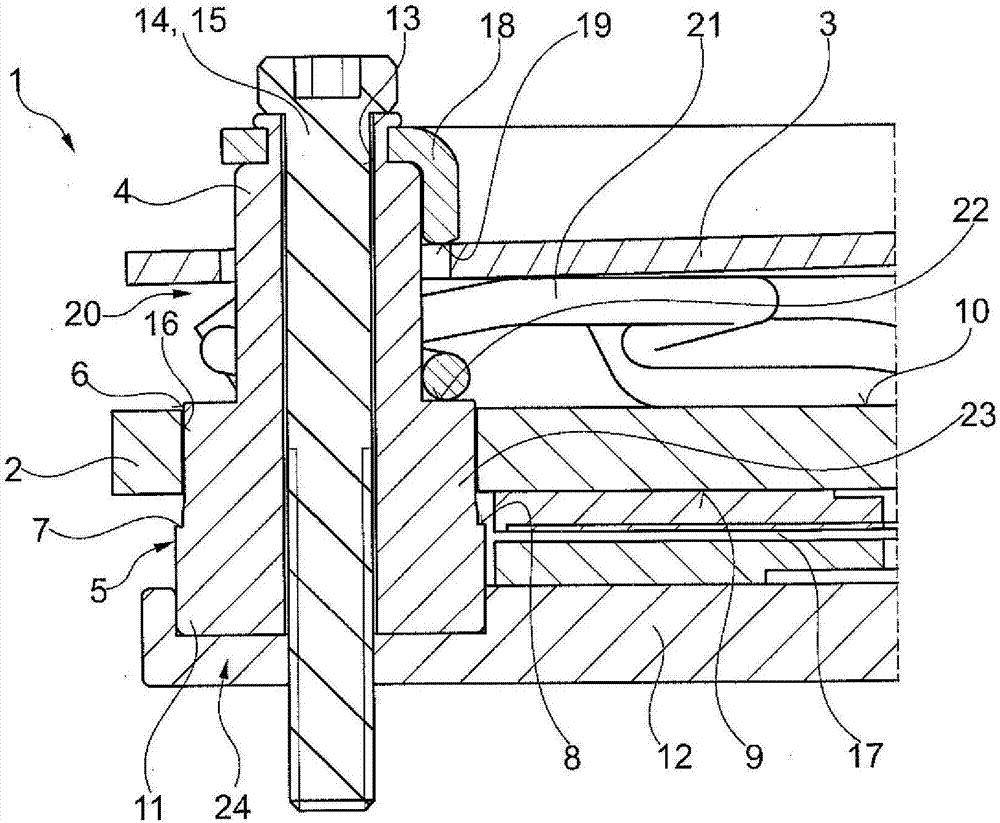 Coverless clutch having hollow pins and centering aids