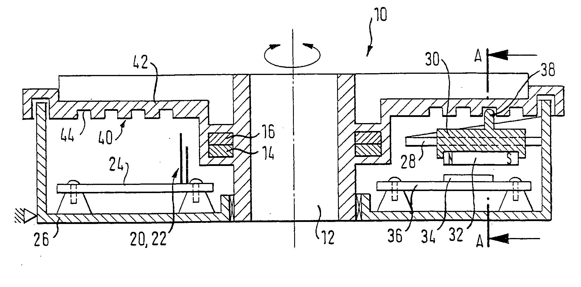 Device for determining an absolute angle of rotation